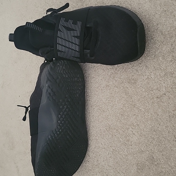 Nike Renew womens 2019 - Picture 3 of 5